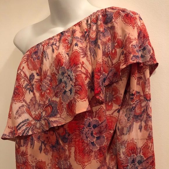 Belle + Sky Floral Print One Shoulder Ruffle Top - Picture 4 of 8